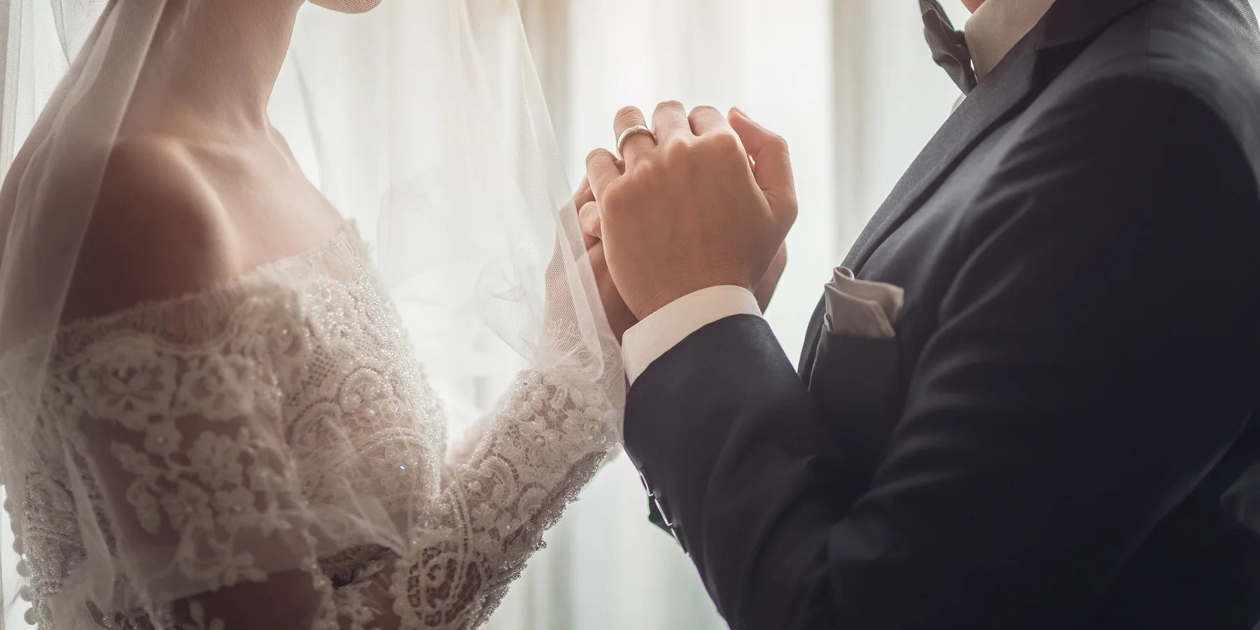 Bloqueio de quartos para casamento: quantos pedir e o que assinar